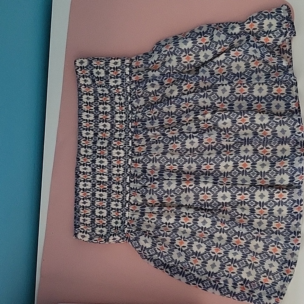 Pattern skirt. Hollister